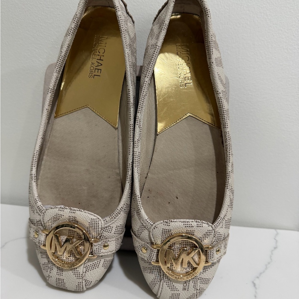 Michael Kors Size9 Cream and Gold Flats - Picture 6 of 9
